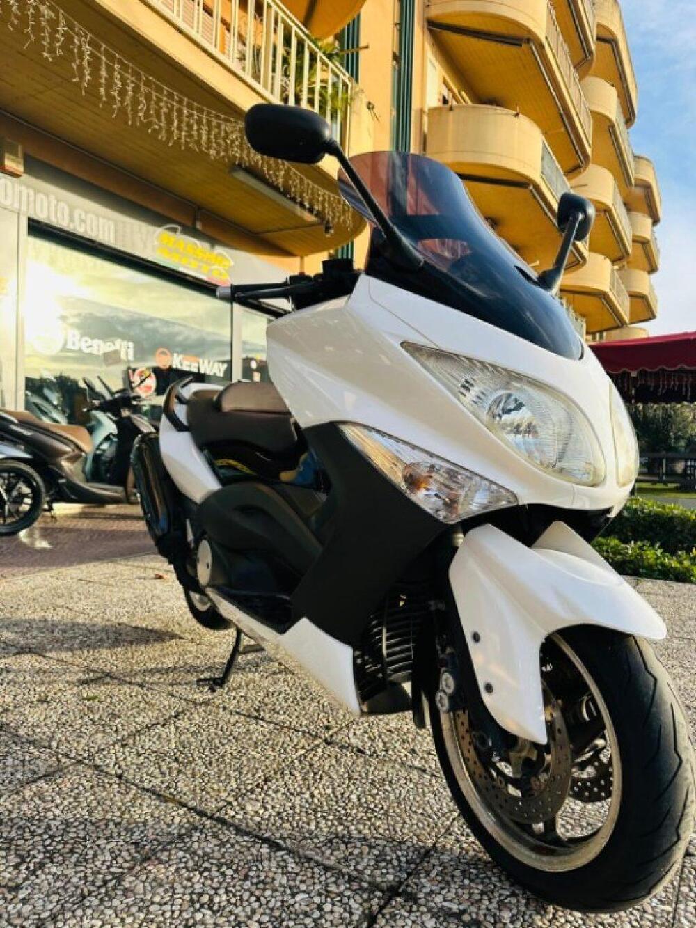 Yamaha T-Max 500 White Max (2010 - 11) (9)
