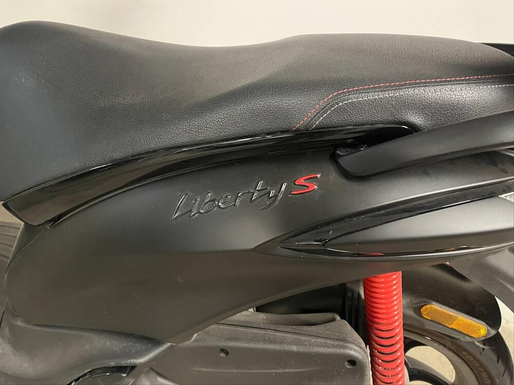Piaggio Liberty S 50 4T (2020) (8)