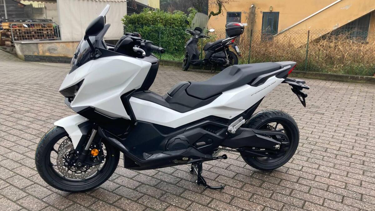 Motor Forza R Line Vendo Honda Forza 750 (2025 - 26) nuova a Pogliano Milanese (codice ...