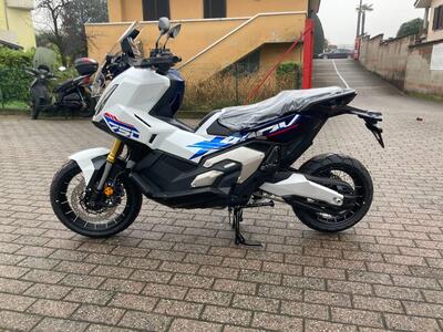 Honda X-ADV 750 (2025 - 26) nuova