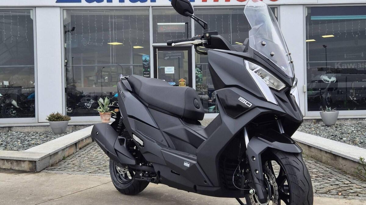 Dink R Vendo Kymco Dink R 150 Tunnel (2023 - 26) nuova a Rivolta d'Adda ...