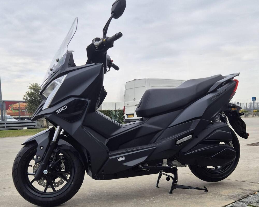 Kymco Dink R 150 Tunnel (2023 - 26) (4)