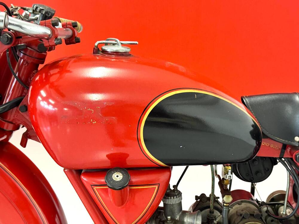 Moto Guzzi AIRONE 250 SPORT (17)