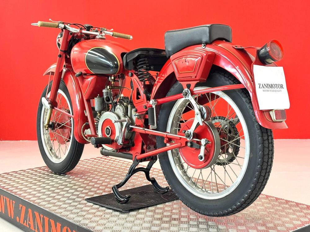 Moto Guzzi AIRONE 250 SPORT (19)