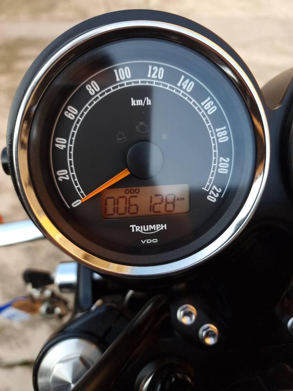 Triumph Bonneville SE (2009 - 13) (10)