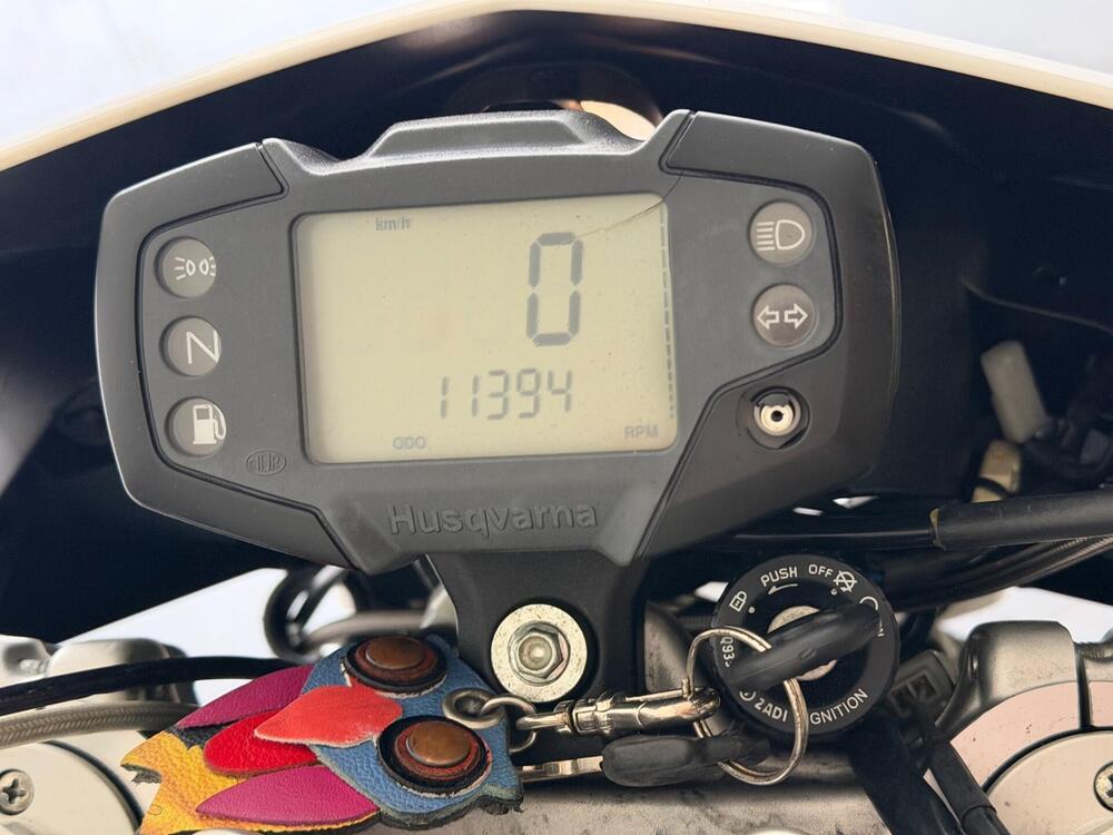 Husqvarna SM 630 (2010 - 13) (8)