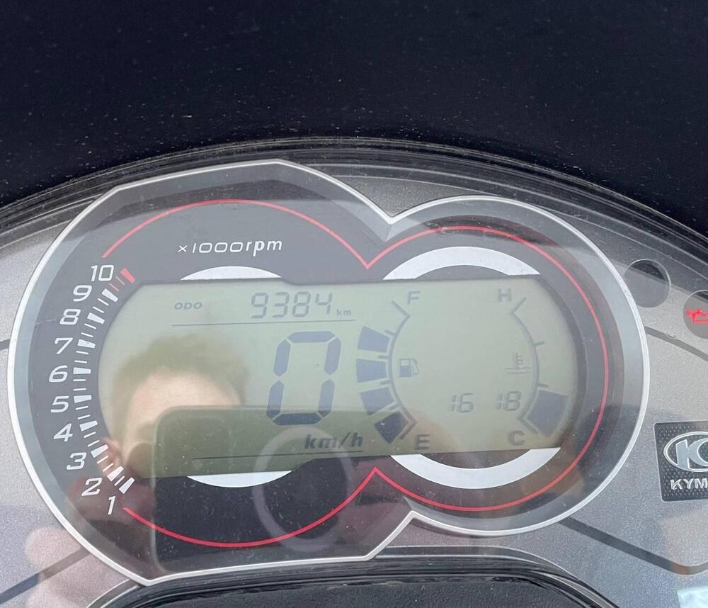 Kymco K-Xct 300i (2012 - 17) (4)