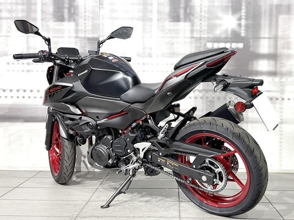 Kawasaki Z 500 SE (2024 - 26) (2)
