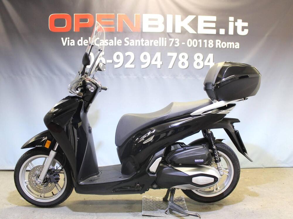 Honda SH 350 (2021 - 24) (2)