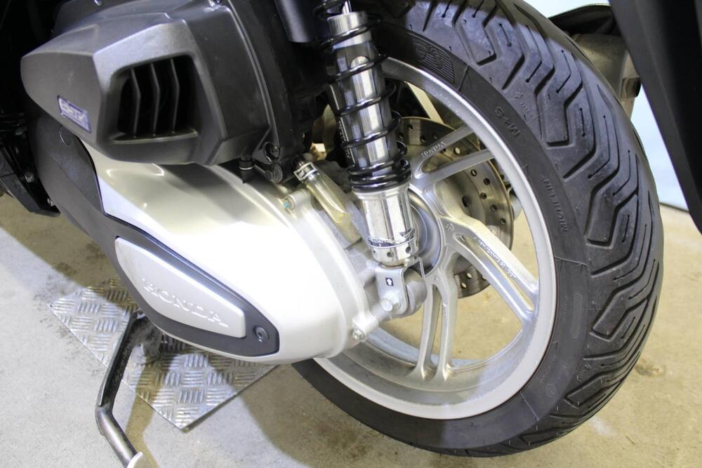 Honda SH 350 (2021 - 24) (15)