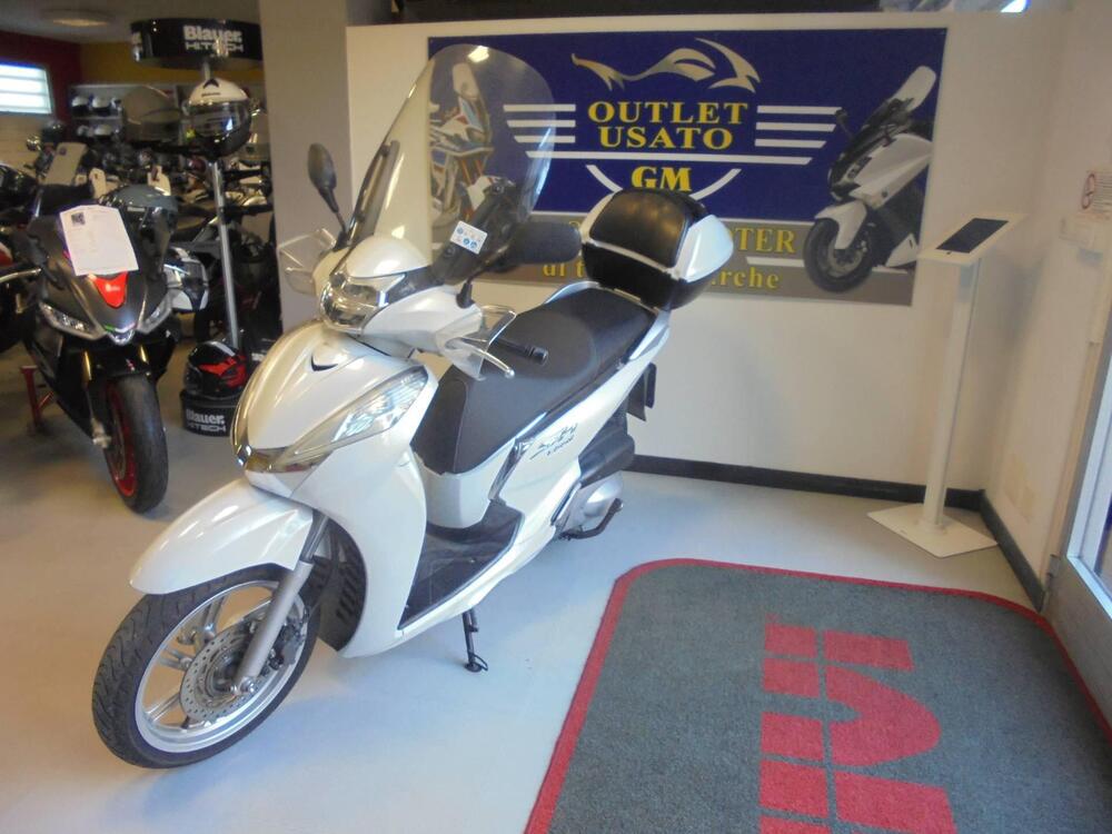 Honda SH 300 i ABS (2016 - 20) (6)