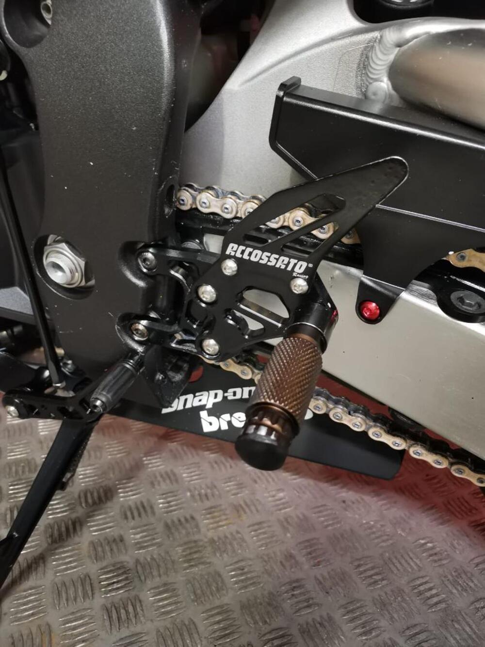 Honda CBR 1000 RR Fireblade (2012 - 16) (5)