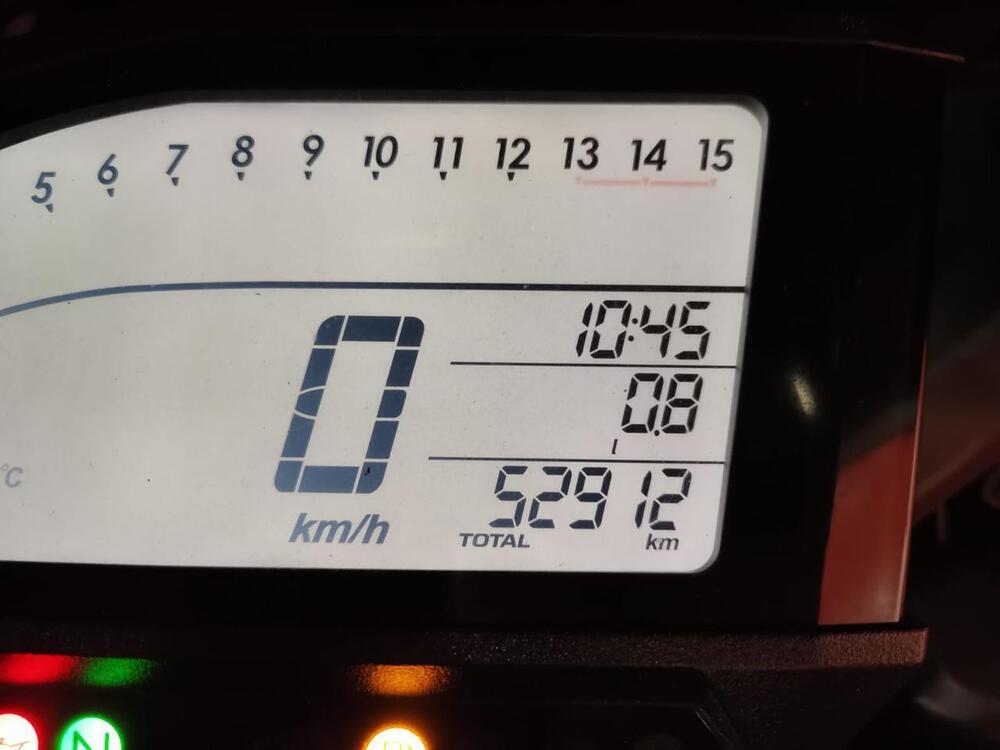 Honda CBR 1000 RR Fireblade (2012 - 16) (8)