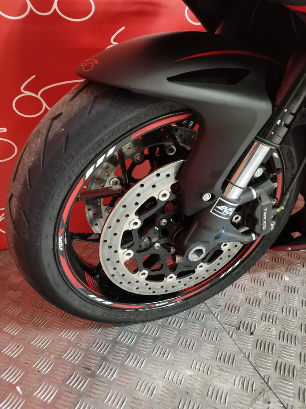 Honda CBR 1000 RR Fireblade (2012 - 16) (7)