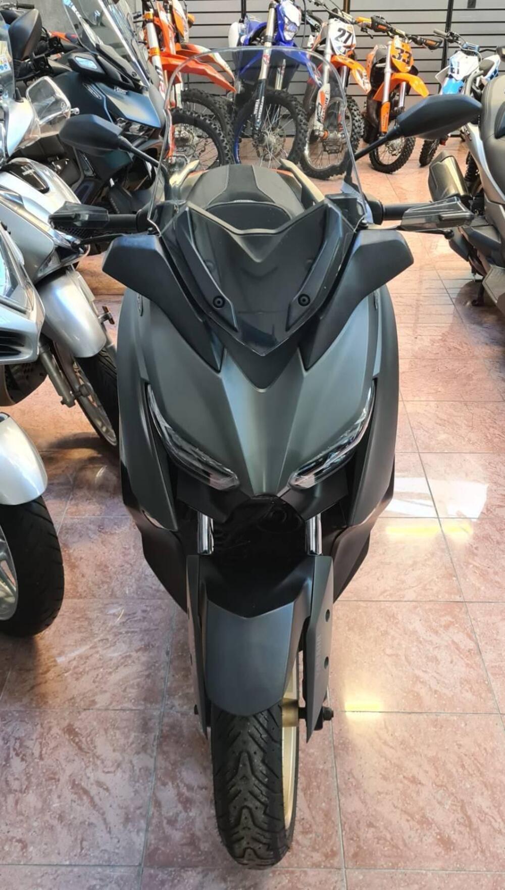 Yamaha X-Max 300 Tech Max (2021 - 24) (3)