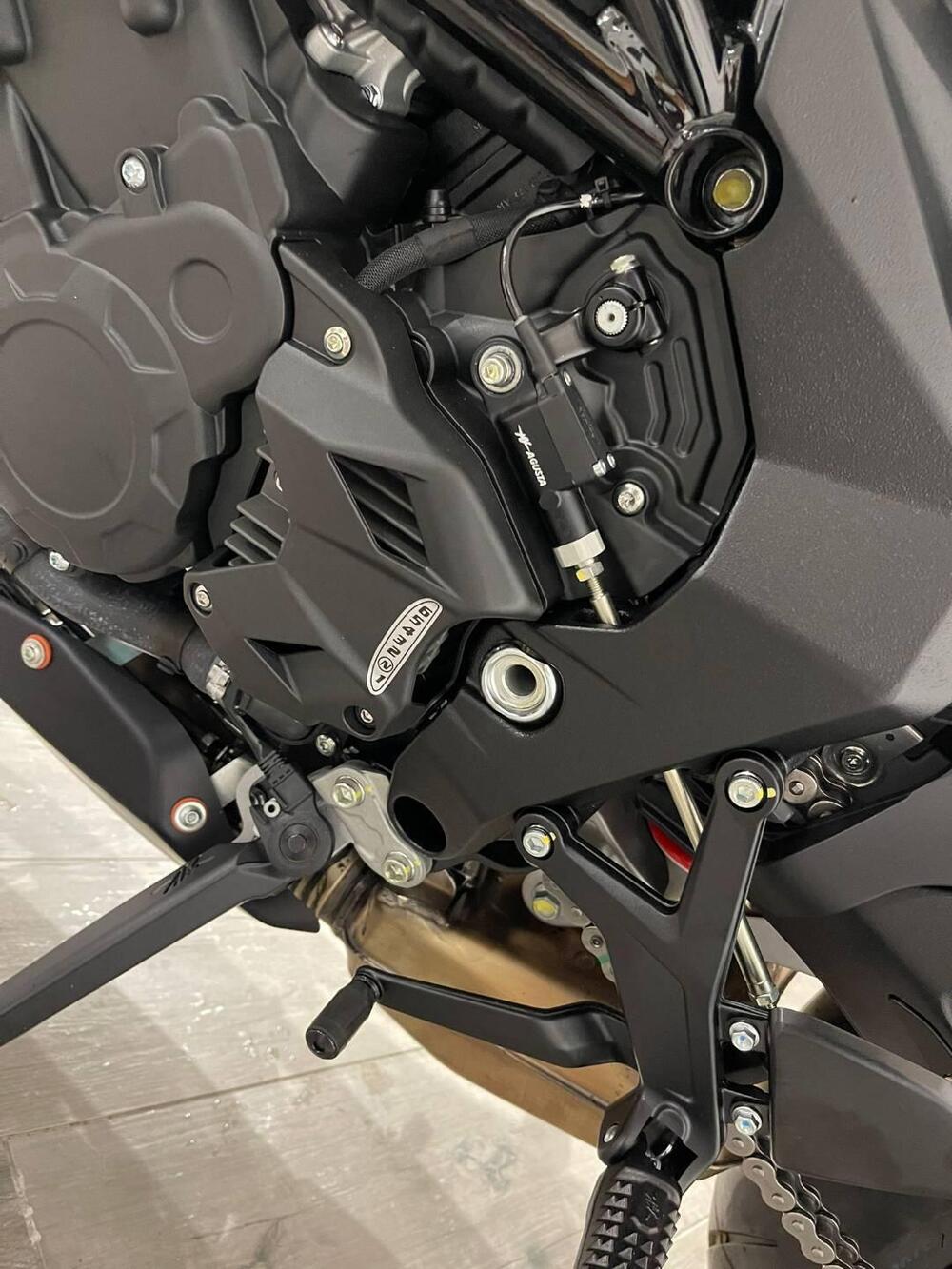 MV Agusta Dragster 800 RR Ottantesimo (2025 - 26) (12)