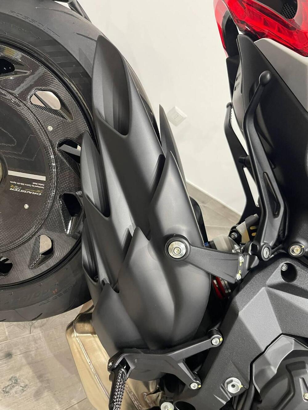 MV Agusta Dragster 800 RR Ottantesimo (2025 - 26) (17)