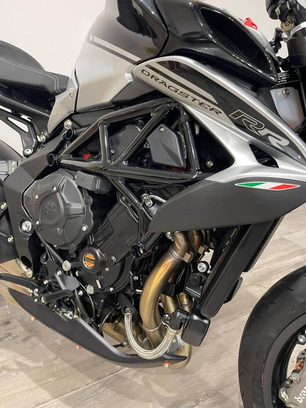 MV Agusta Dragster 800 RR Ottantesimo (2025 - 26) (18)