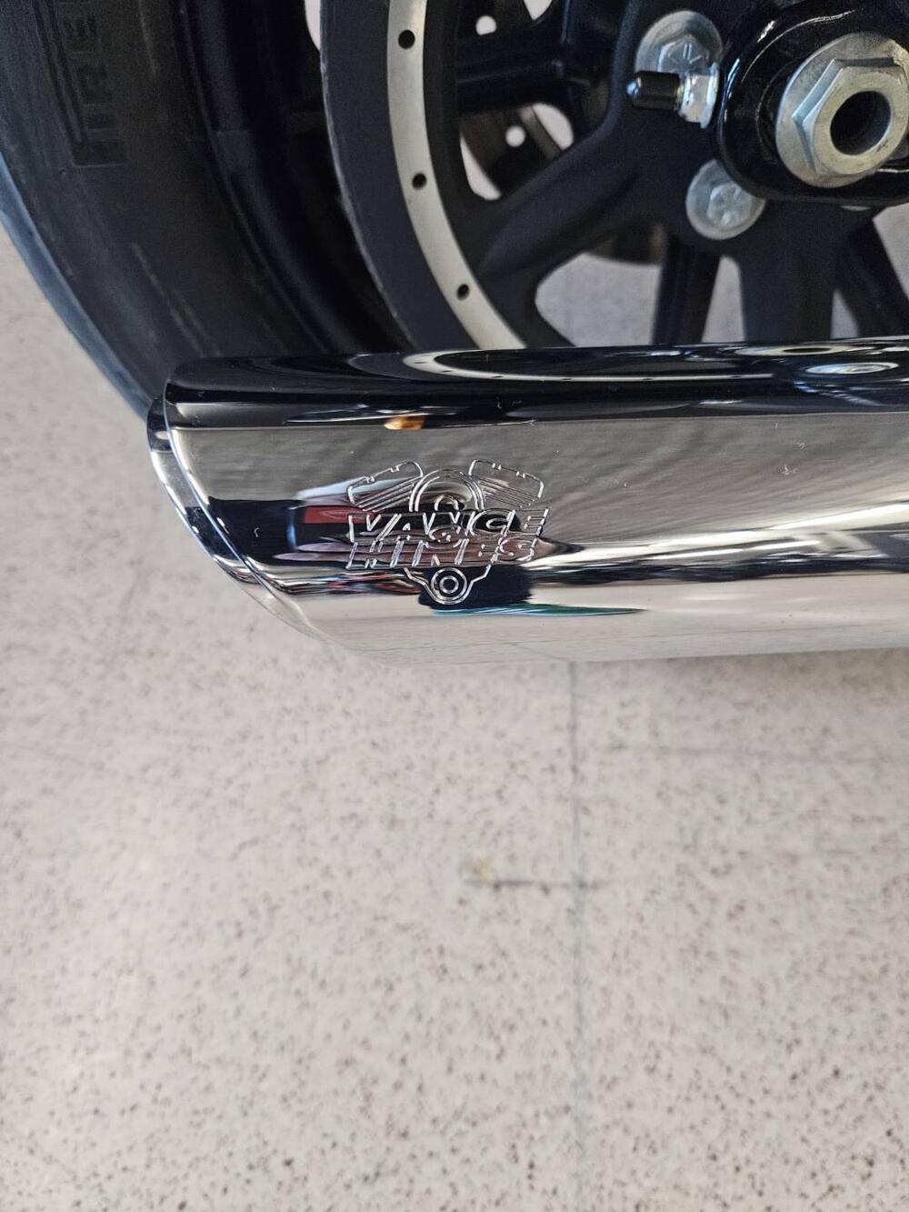 Harley-Davidson 1200 Custom (2018 - 20) - XL1200C (4)