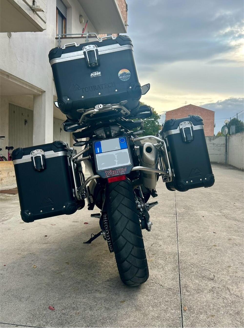 KTM 890 Adventure (2022) (3)