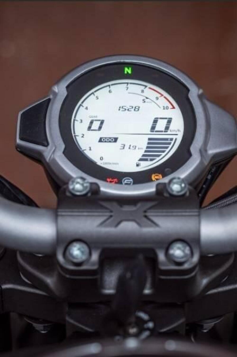 CFMOTO 700CL-X Heritage (2021 - 26) (6)