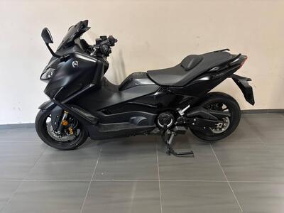 Yamaha T-Max 560 Tech Max (2022 - 24) usata