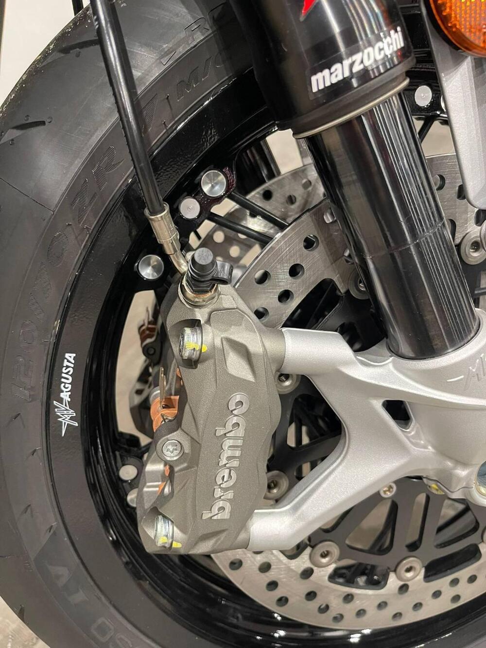 MV Agusta Dragster 800 RR Ottantesimo (2025 - 26) (8)