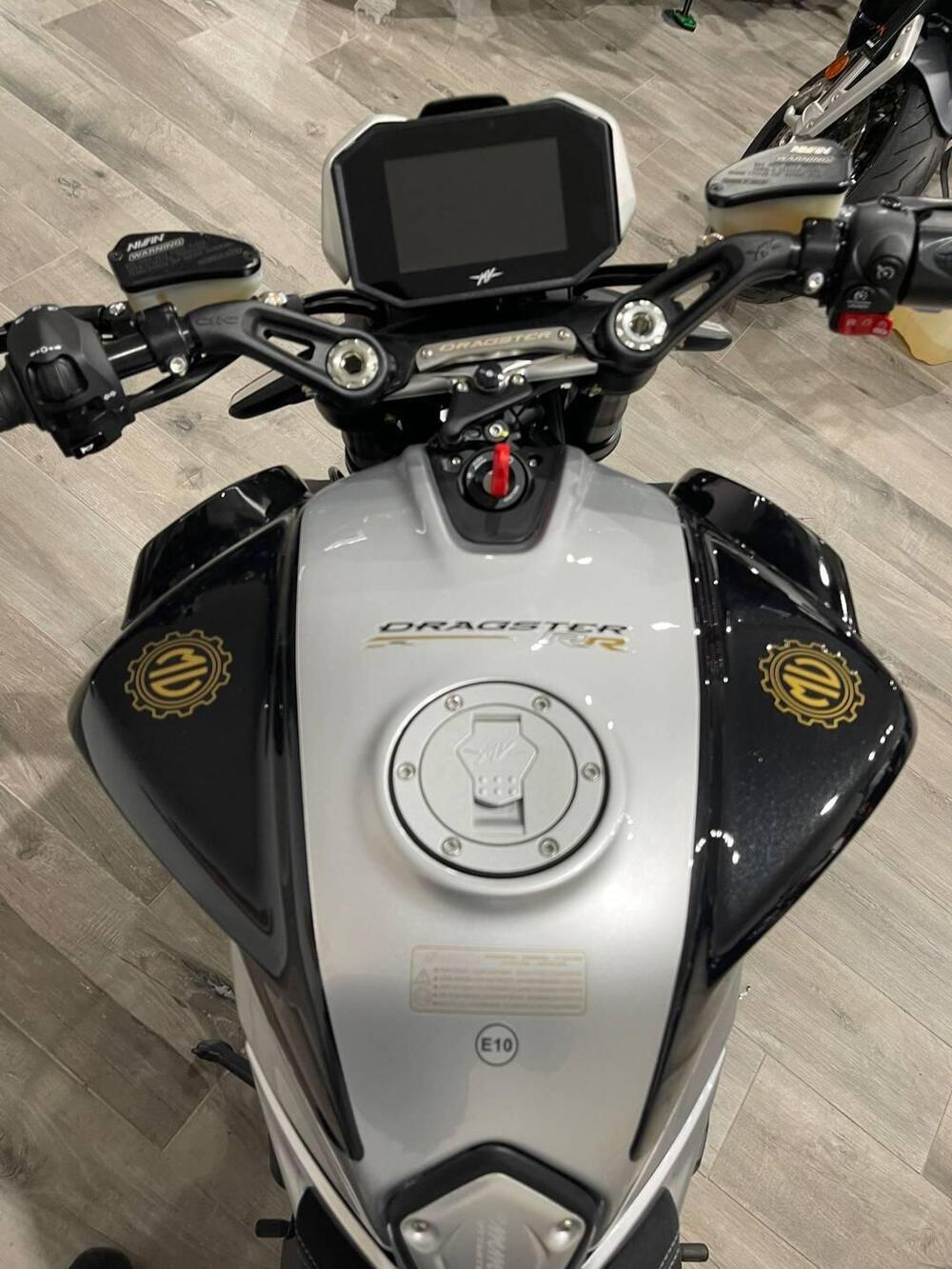 MV Agusta Dragster 800 RR Ottantesimo (2025 - 26) (9)