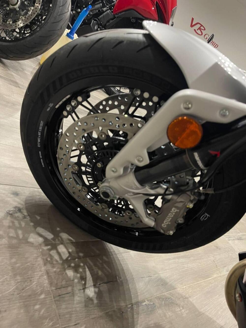 MV Agusta Dragster 800 RR Ottantesimo (2025 - 26) (12)