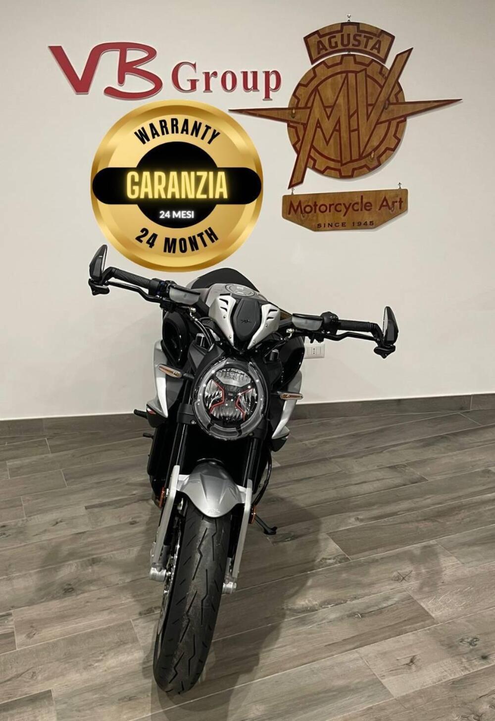 MV Agusta Dragster 800 RR Ottantesimo (2025 - 26) (2)