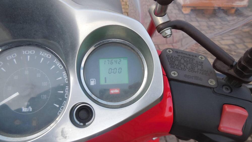 Aprilia Scarabeo 500 (2007 - 12) (4)