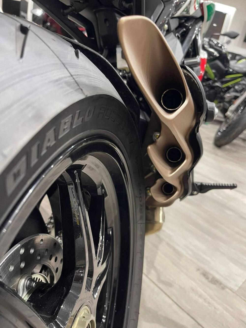 MV Agusta Dragster 800 RC SCS (2022 - 25) (15)