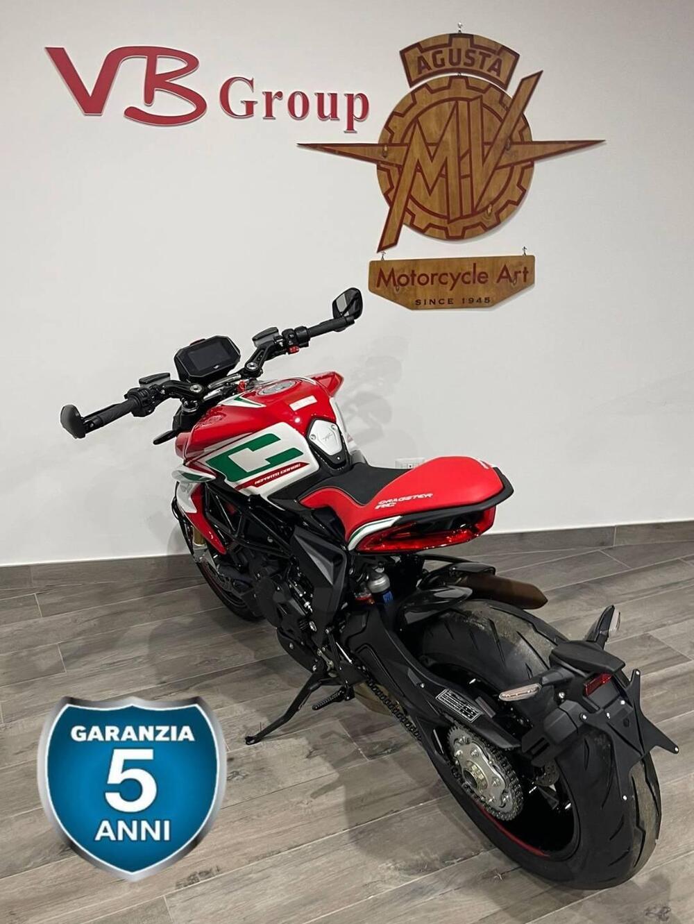 MV Agusta Dragster 800 RC SCS (2022 - 25) (5)