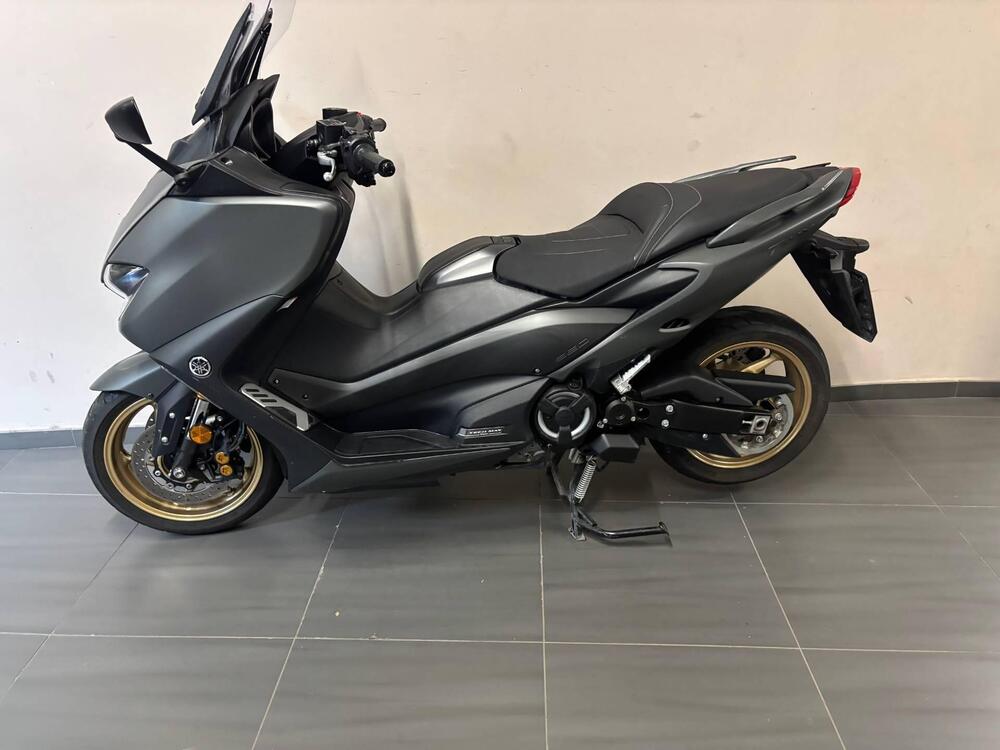 Yamaha T-Max 560 Tech Max (2021)