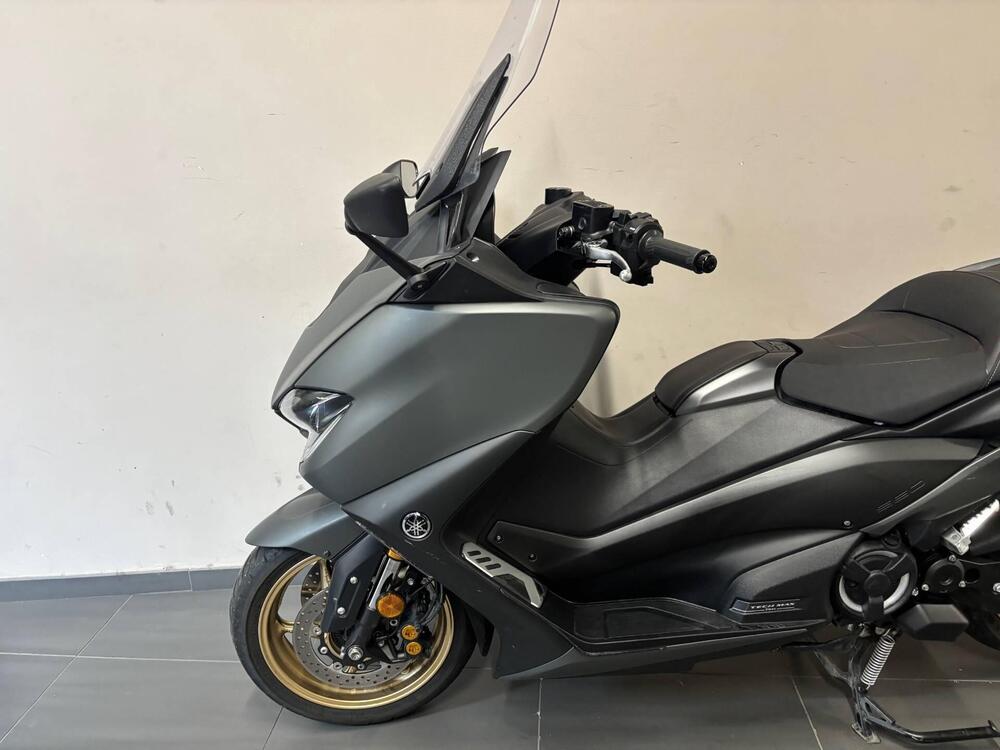 Yamaha T-Max 560 Tech Max (2021) (2)