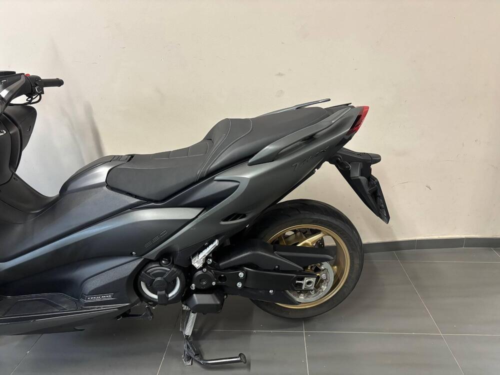 Yamaha T-Max 560 Tech Max (2021) (3)