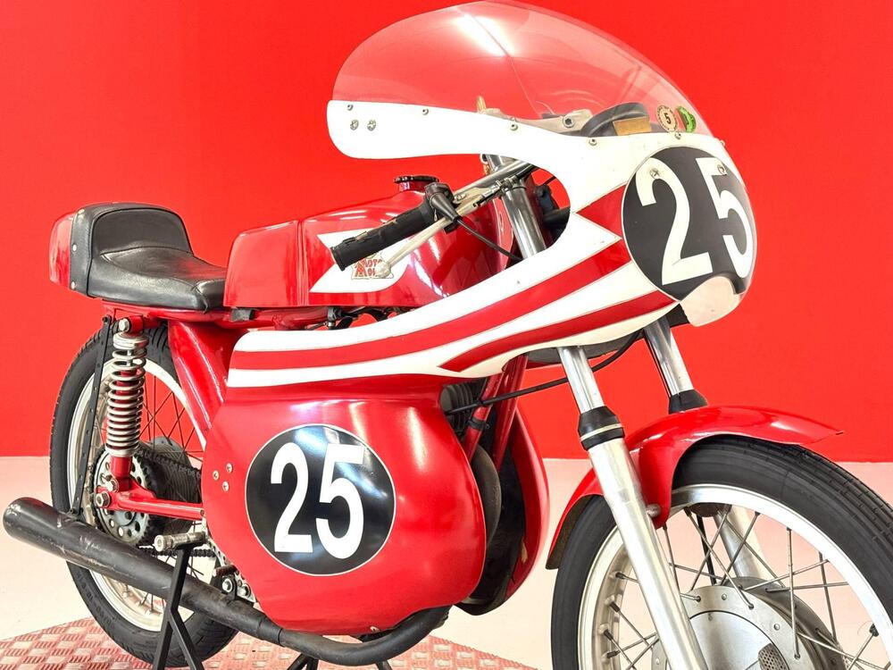 Moto Morini CORSARO 125 CORSA (9)