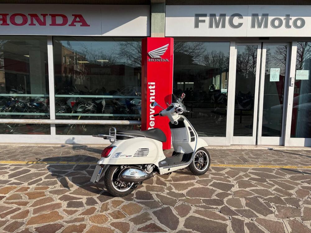 Vespa GTS 300 Super (2023 - 24) (6)