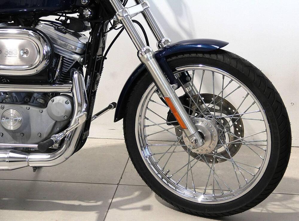 Harley-Davidson 883 Custom (1998 - 00) - XL 53C (2)