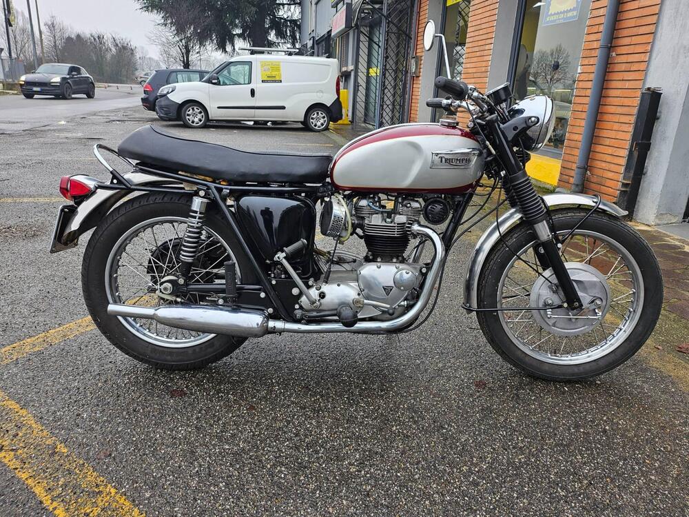 Triumph BONNEVILLE T120 R  