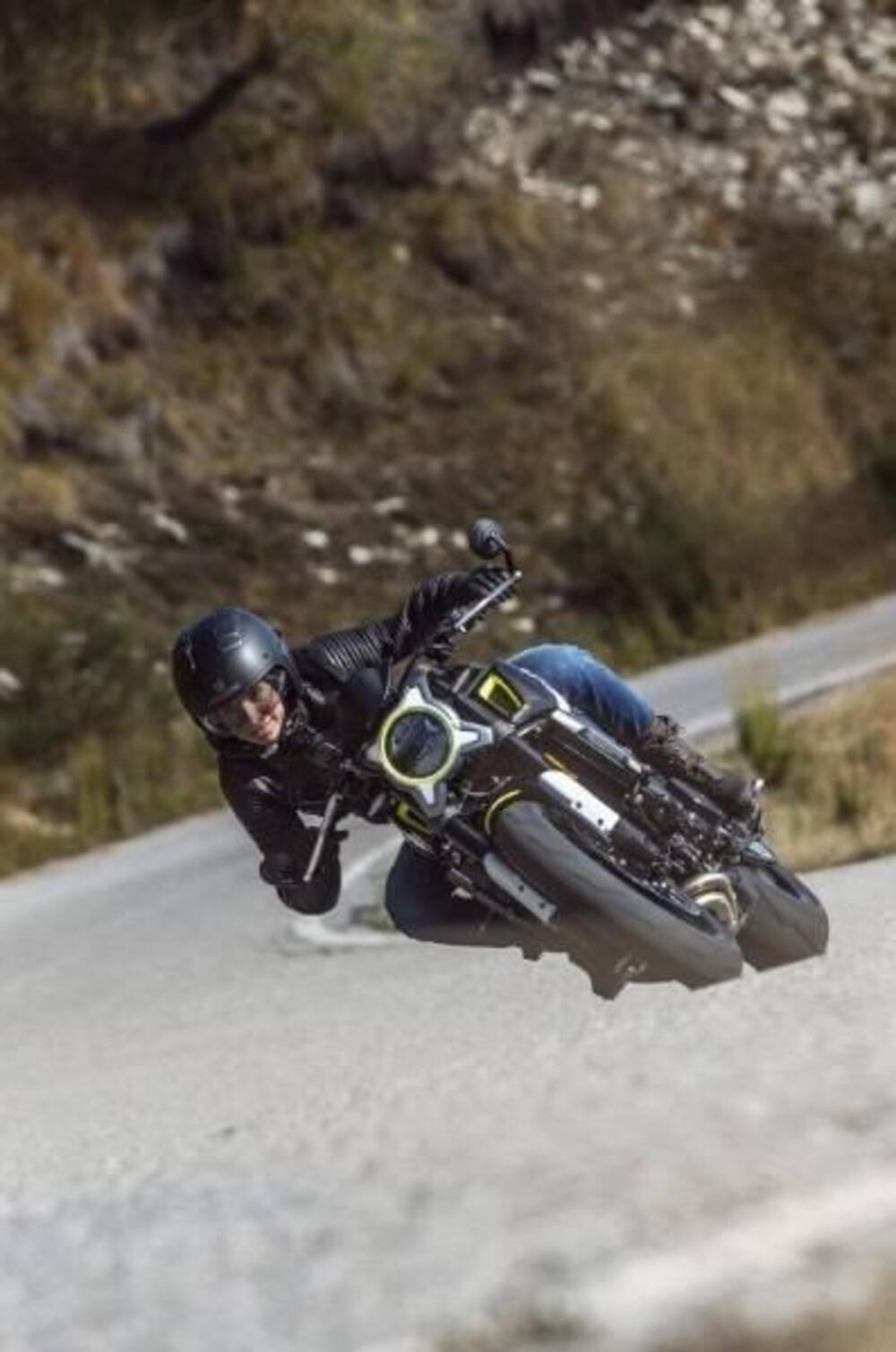 CFMOTO 700CL-X Sport (2022 - 26) (3)