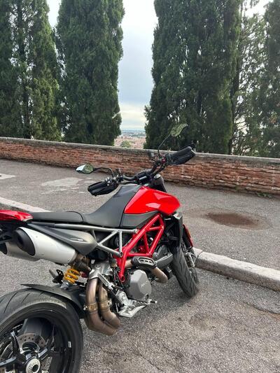 Ducati Hypermotard 950 (2022 - 25) usata