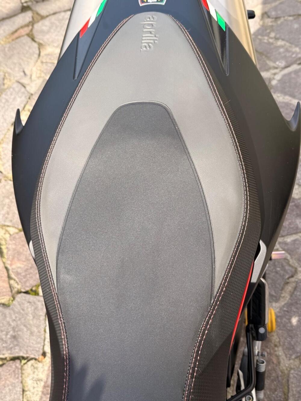 Aprilia Dorsoduro 900 (2017 - 20) (10)