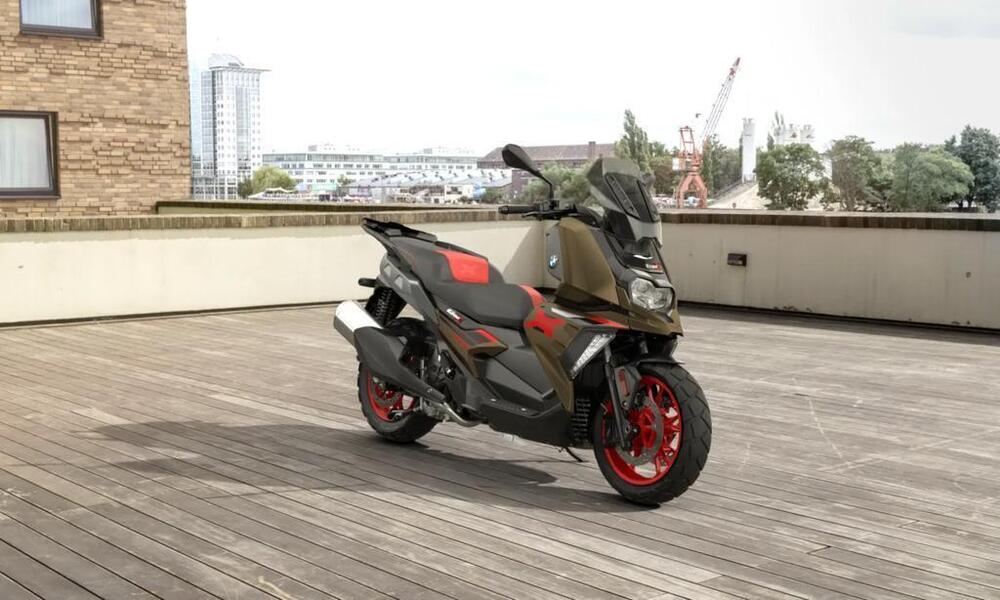 Bmw C 400 X (2025 - 26) (2)