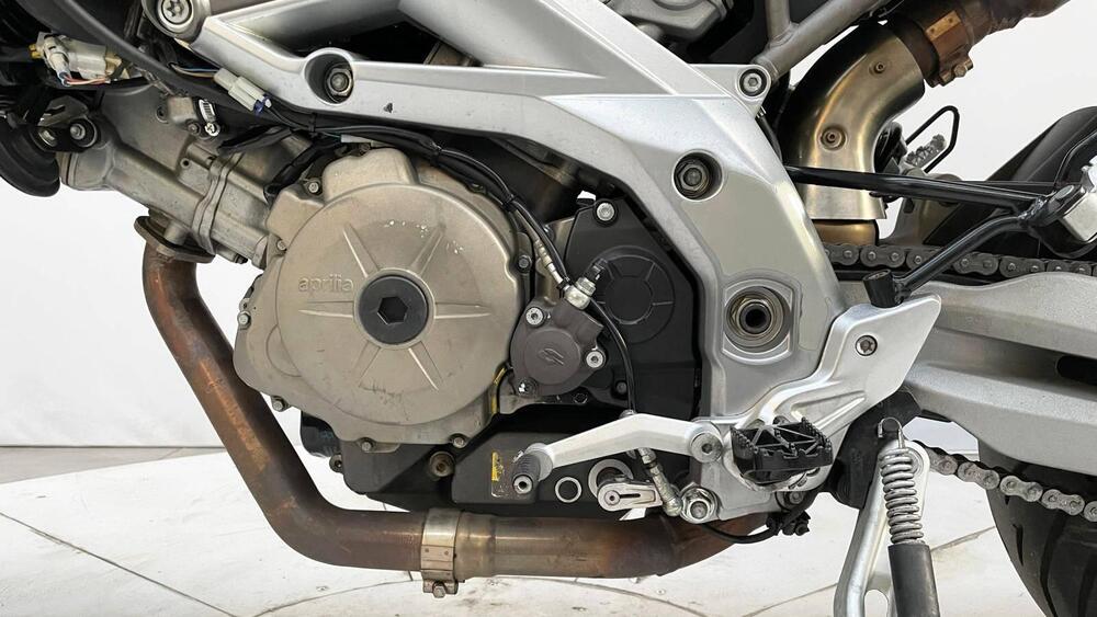 Aprilia Dorsoduro 750 (2009 - 14) (7)