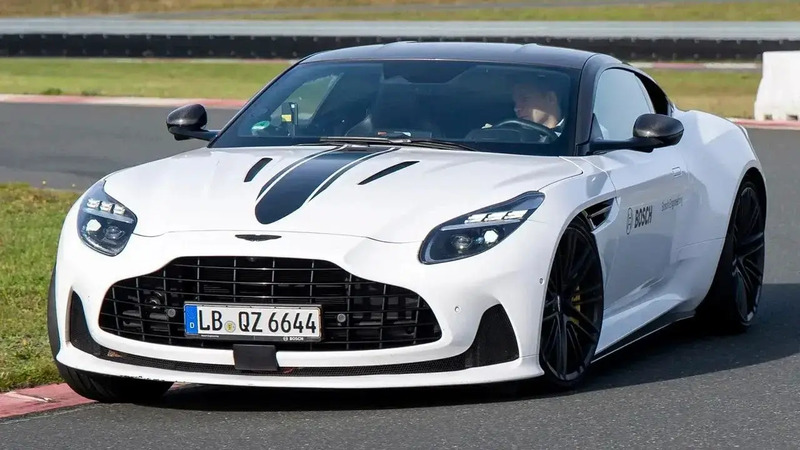 Bosch rivoluziona la guida in pista: debutta l&rsquo;assistente con IA per la &ldquo;curva perfetta&rdquo;