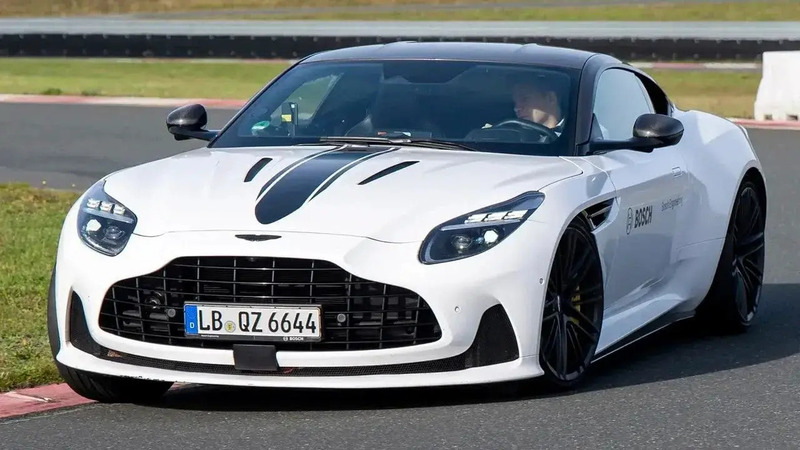 Bosch rivoluziona la guida in pista: debutta l&rsquo;assistente con IA per la &ldquo;curva perfetta&rdquo;