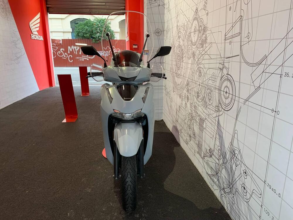 Honda SH 350i GT (2025 - 26) (5)