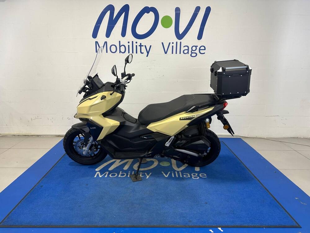 Um Italia Rockville 125 (2025 - 26) (5)