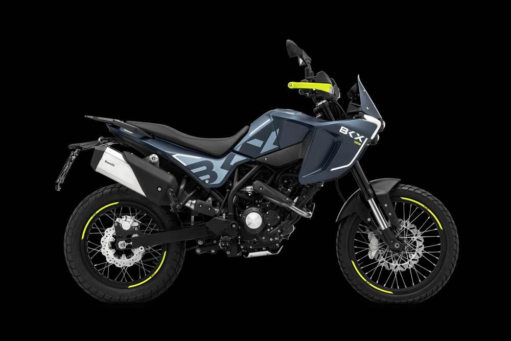 Benelli BKX 125 (2026) (4)
